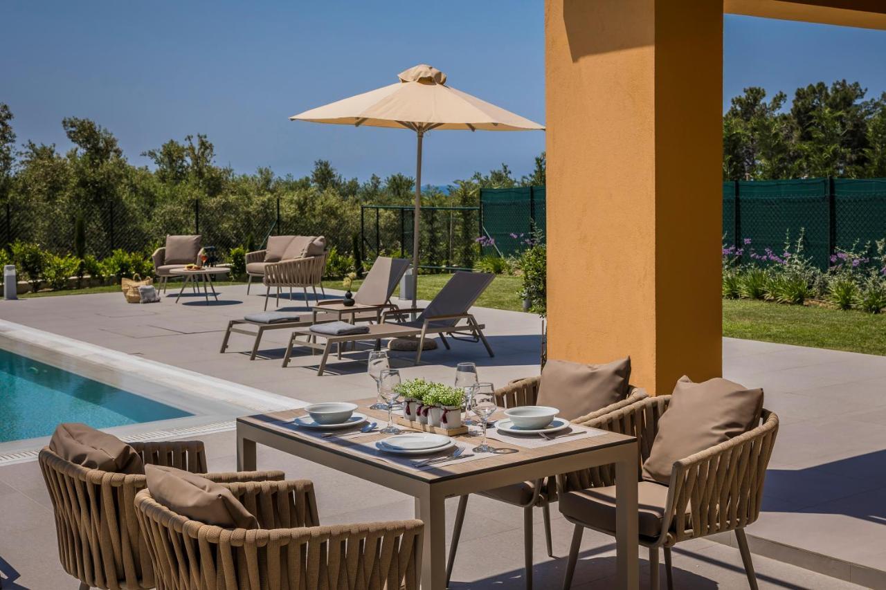 Sound Of Sea Villas Lixouri Exterior photo