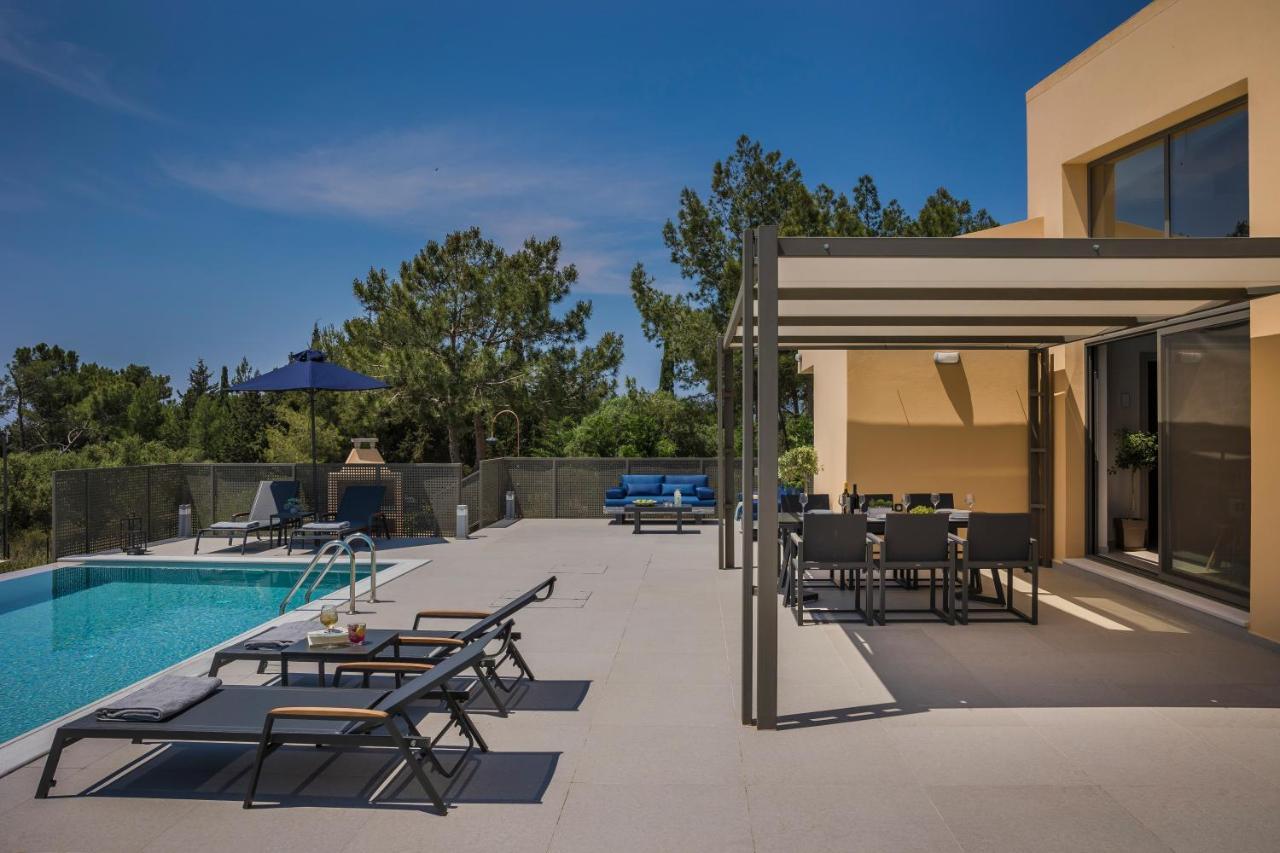 Sound Of Sea Villas Lixouri Exterior photo